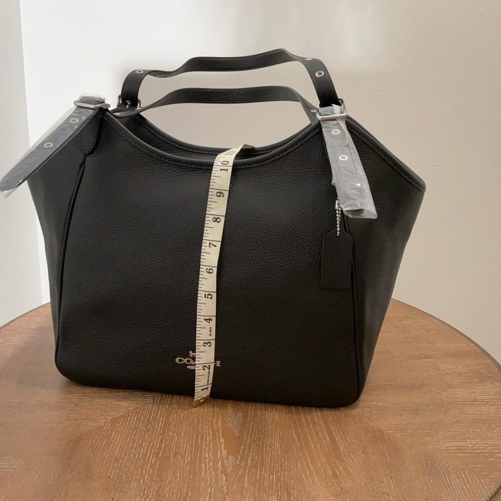 Coach Meadow Shoulder Bag In Signature Canvas (Women Shopping Shoulder Bag) - Picture 9 of 9